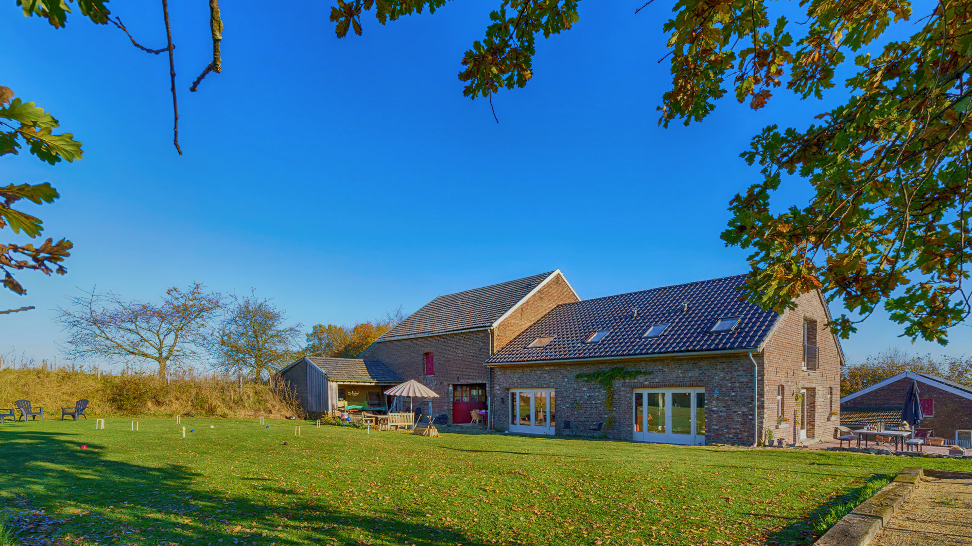 Rear view from the garden to De Lamderij.