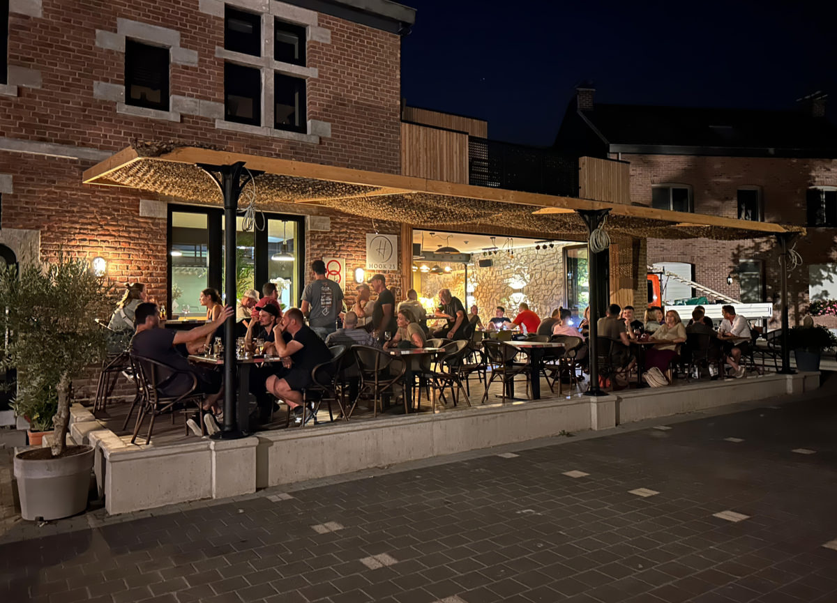 Hook 23 in Moelingen brasserie en café